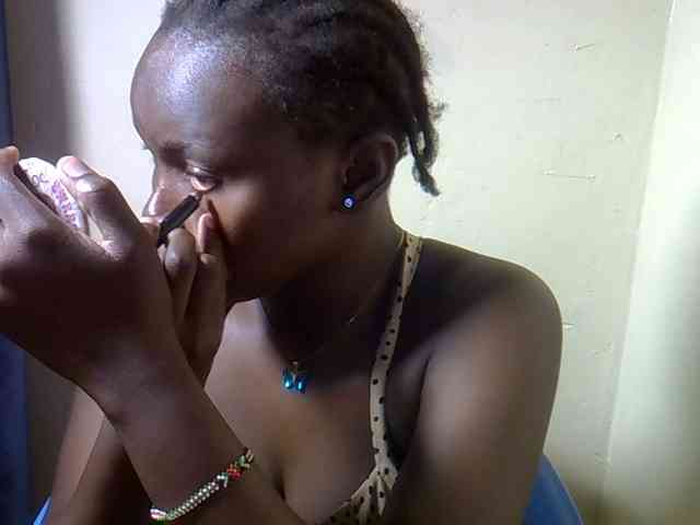 Sexymaurine webcam