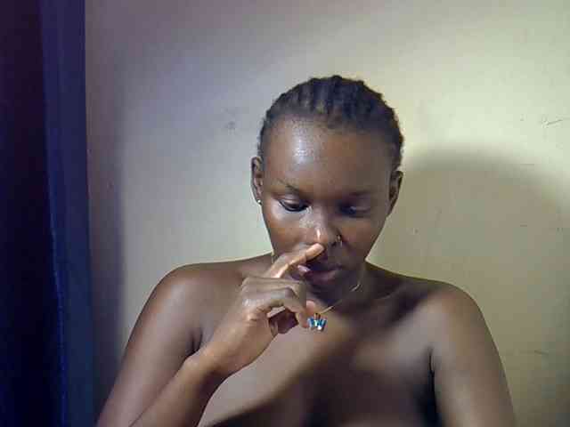 Sexymaurine webcam