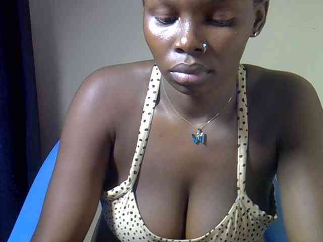 Sexymaurine webcam