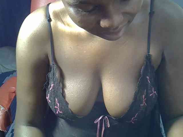 Sexymaurine webcam