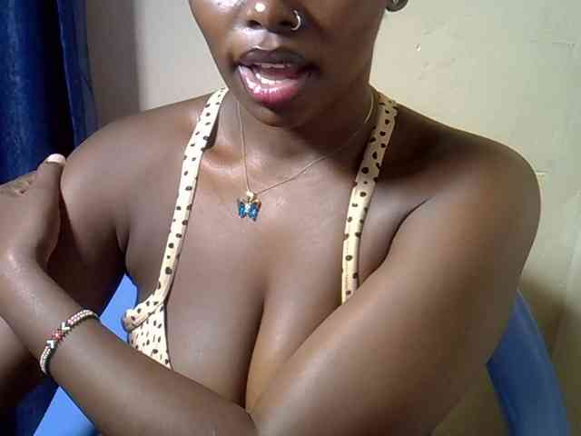Sexymaurine webcam
