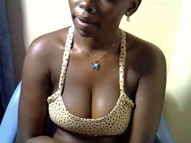Sexymaurine webcam
