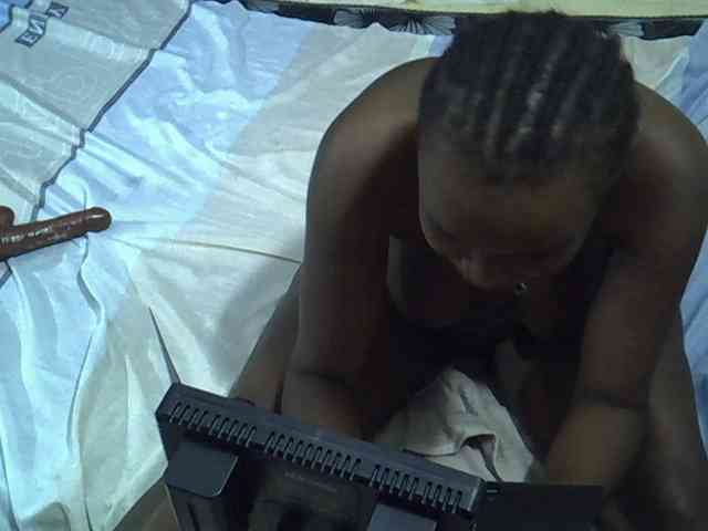 Sexymaurine webcam