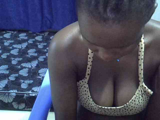 Sexymaurine webcam