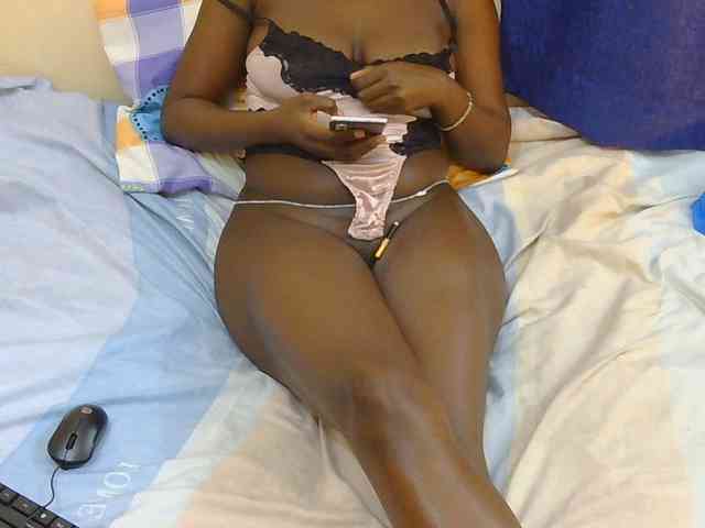 Sexymaurine webcam