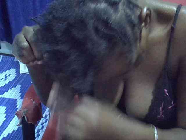 Sexymaurine webcam