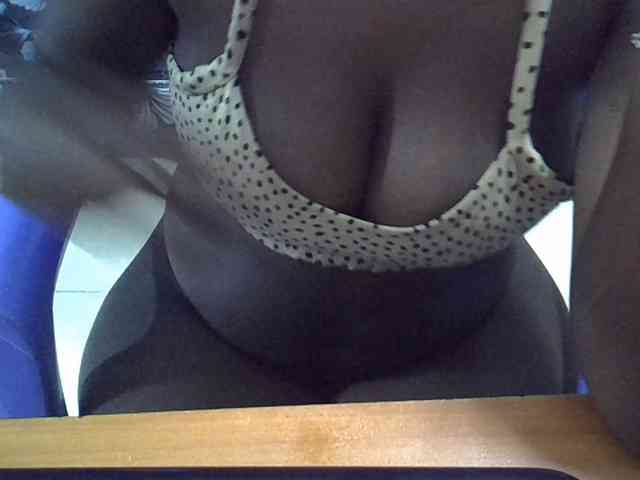 Sexymaurine webcam