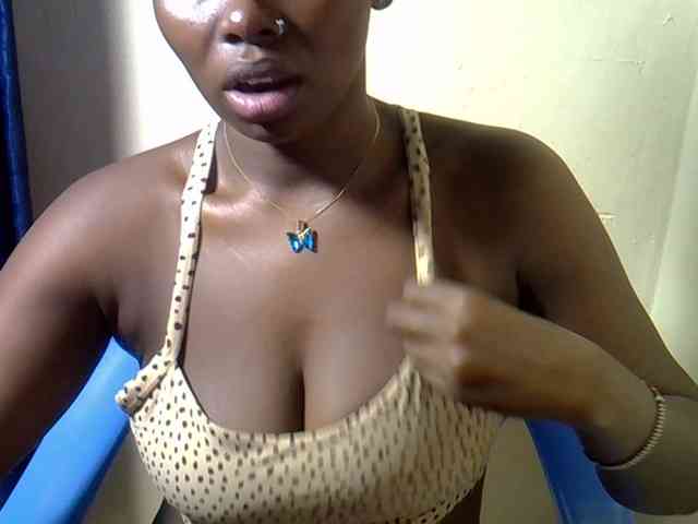 Sexymaurine webcam