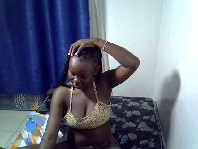 Sexymaurine webcam