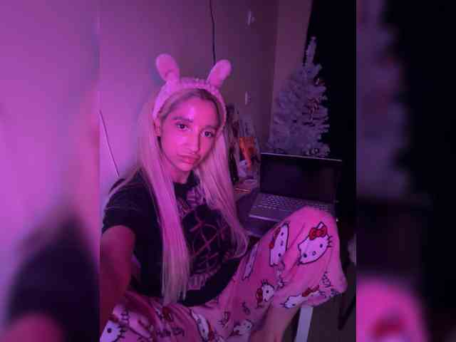 Lesichka422 webcam