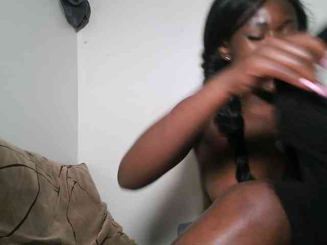 Nastynadia's cam show statistics and live stream