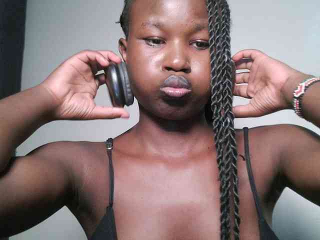 Model: NastyNadia
