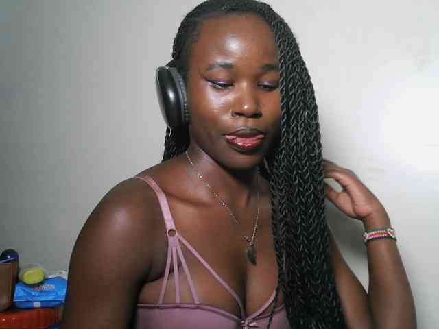 Model: NastyNadia
