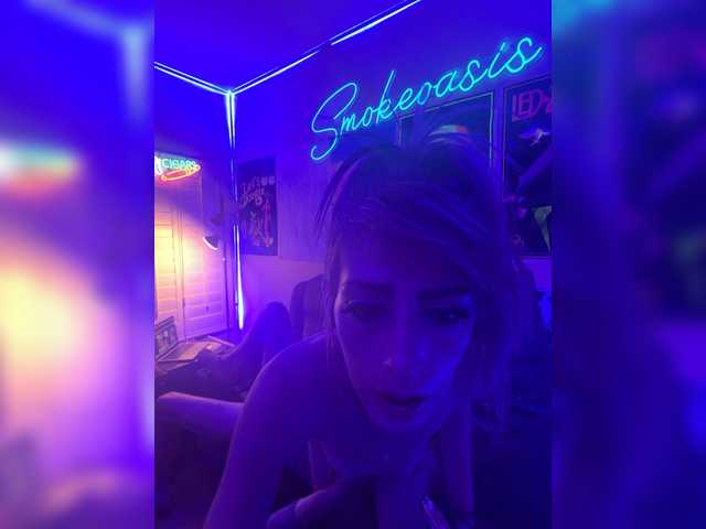 Prettykittee101 live cam on BongaCams
