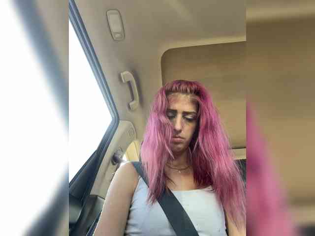 Prettykittee101 webcam