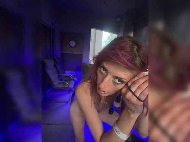 Prettykittee101 webcam