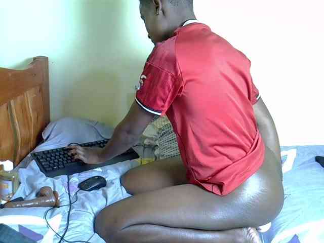 SexyEbony12 webcam