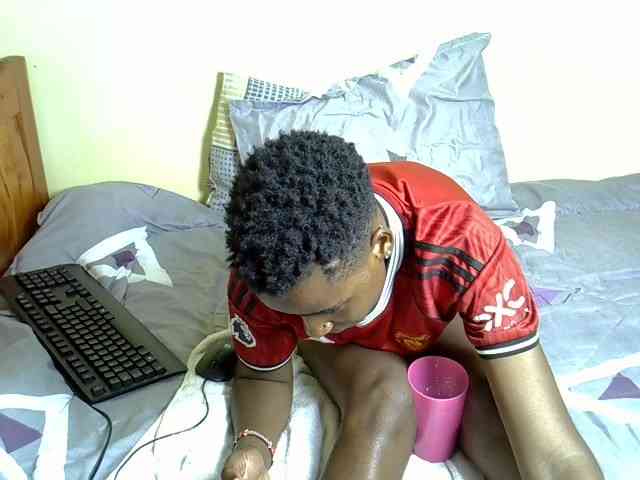 SexyEbony12 webcam