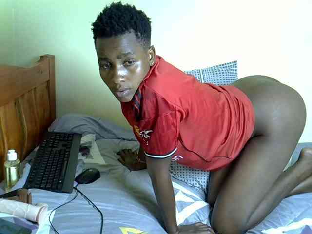 SexyEbony12 webcam
