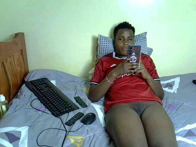 SexyEbony12 webcam