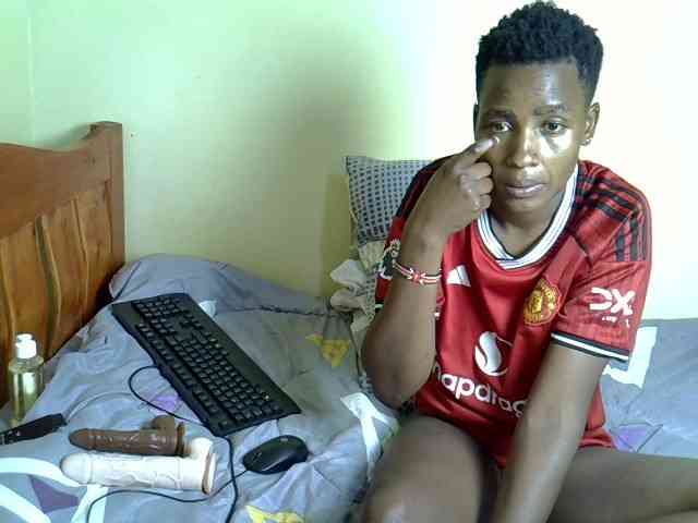 SexyEbony12 webcam