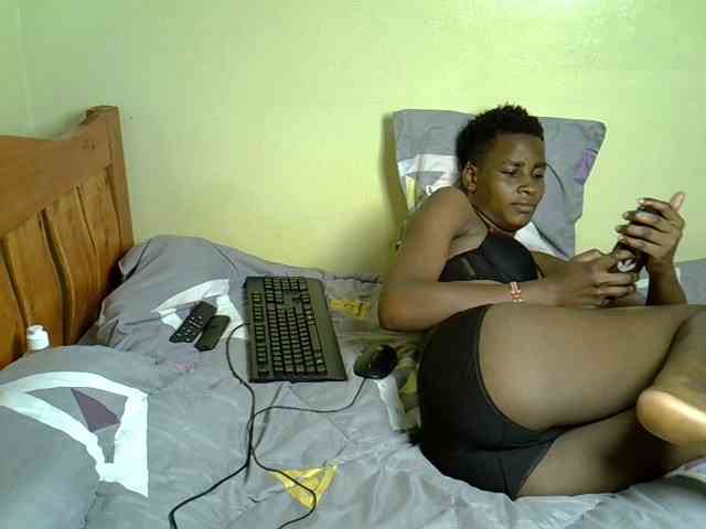 SexyEbony12 webcam