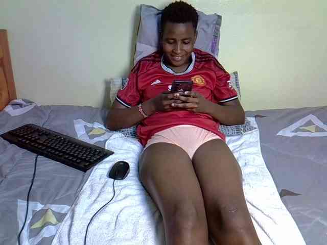 SexyEbony12 webcam