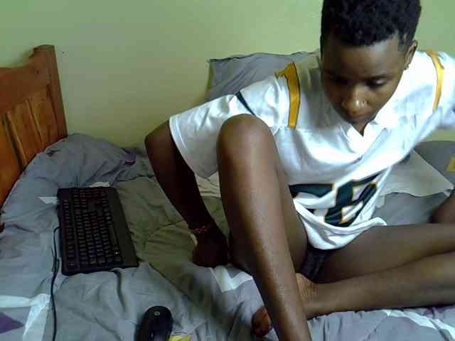 SexyEbony12 webcam