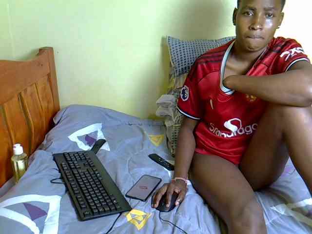SexyEbony12 webcam