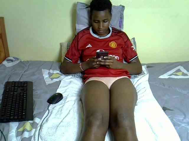SexyEbony12 webcam