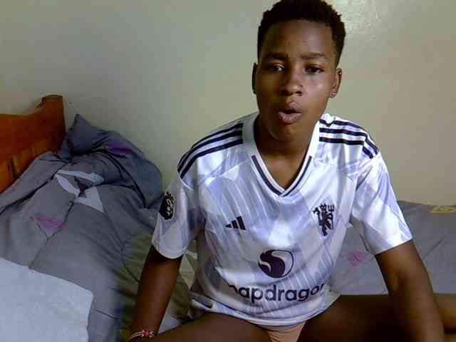 SexyEbony12 webcam