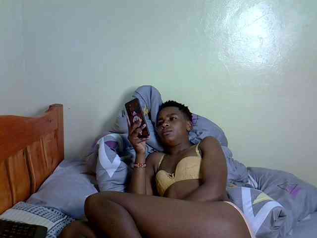 SexyEbony12 webcam