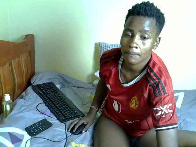 SexyEbony12 webcam