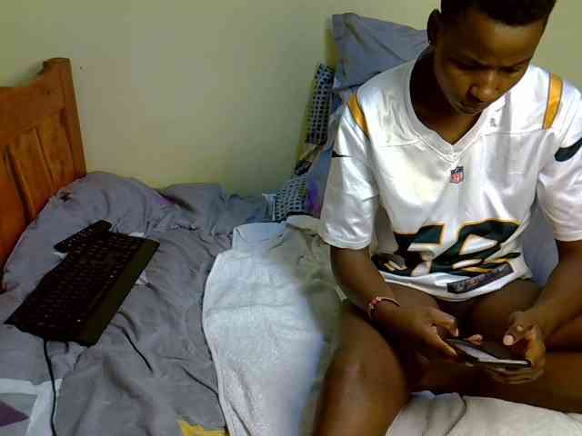 SexyEbony12 webcam