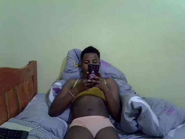 SexyEbony12 webcam