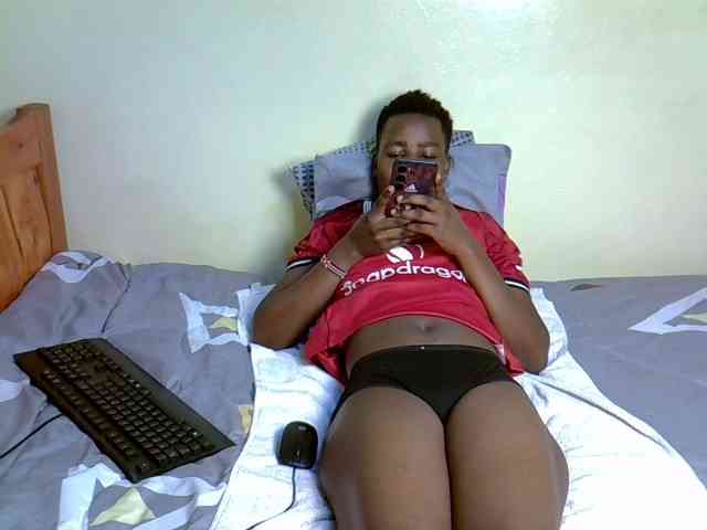 SexyEbony12 webcam
