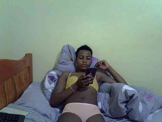 SexyEbony12 webcam