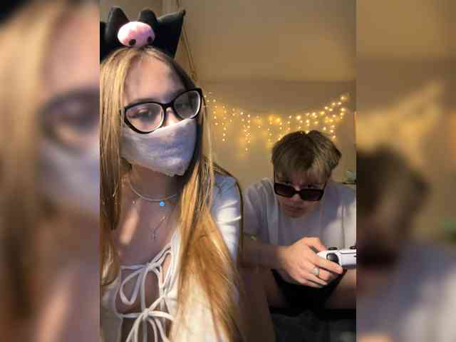 TwooTooTangoo webcam