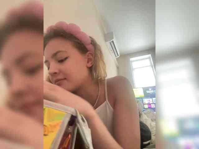 EvaaCute webcam