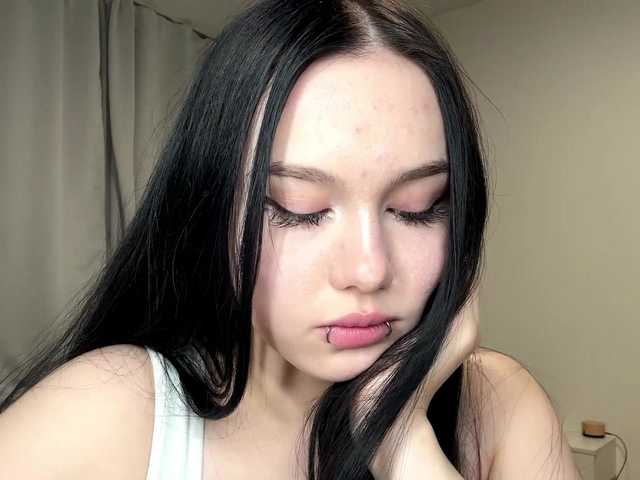  DiaphanousDream chat room