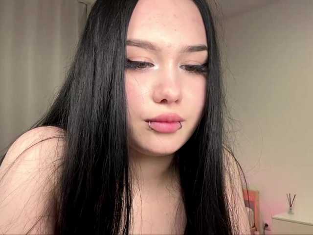  DiaphanousDream chat room