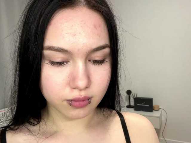 DiaphanousDream live cam on BongaCams