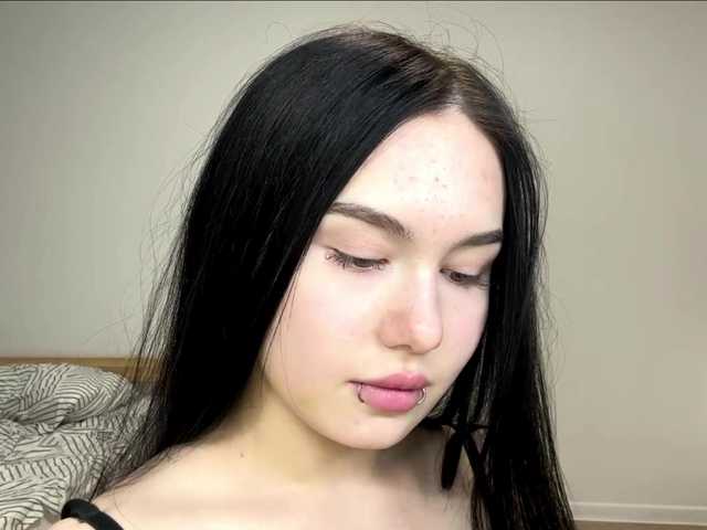 DiaphanousDream live cam on BongaCams