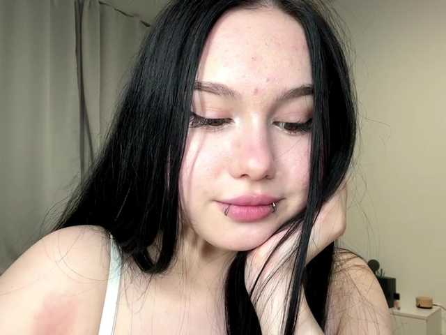  DiaphanousDream chat room