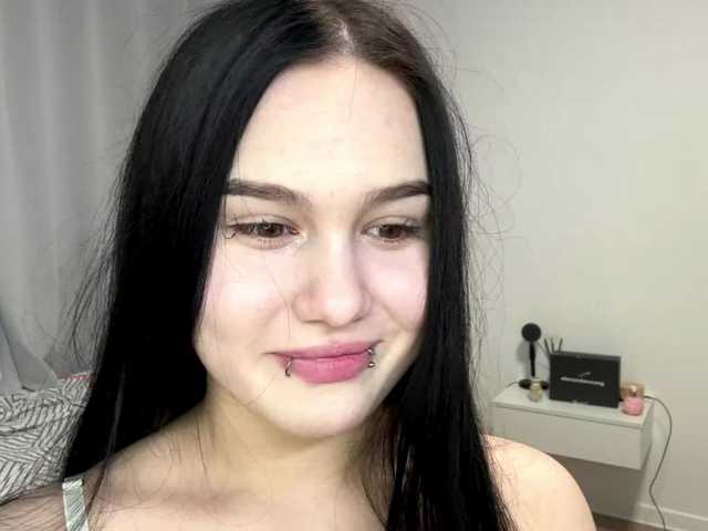 DiaphanousDream live cam on BongaCams