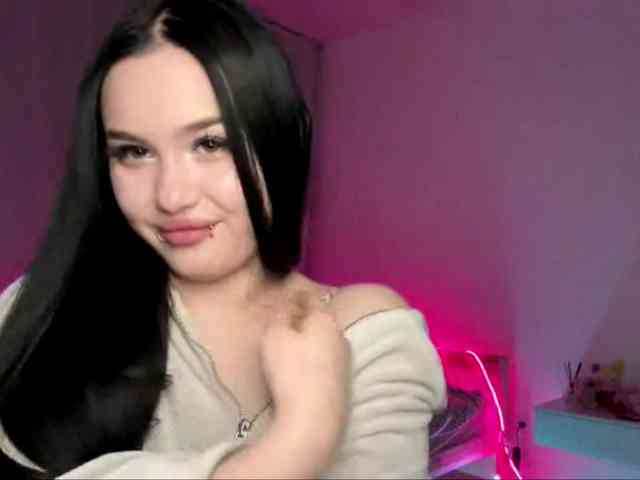 DiaphanousDream webcam