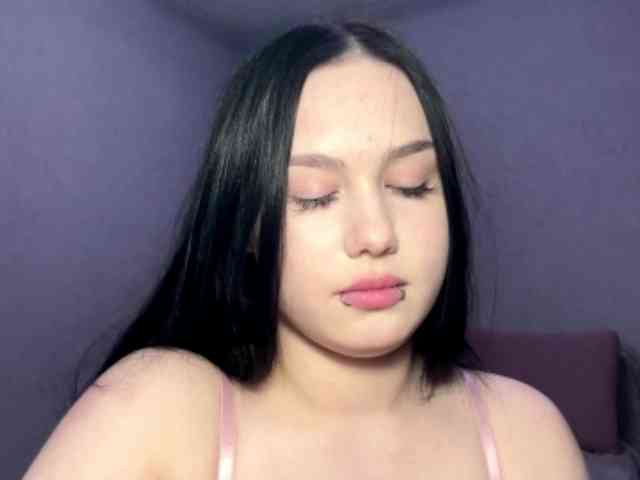 DiaphanousDream webcam