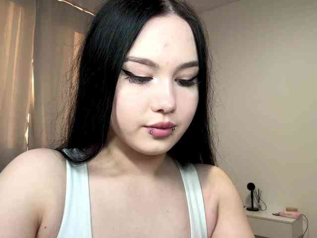 DiaphanousDream webcam