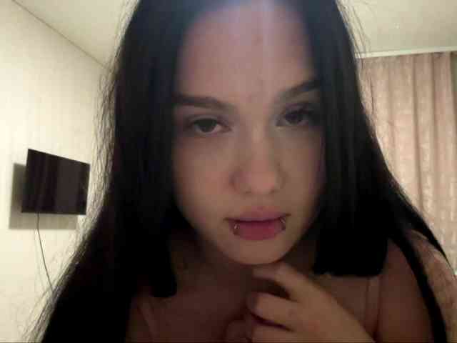 DiaphanousDream webcam