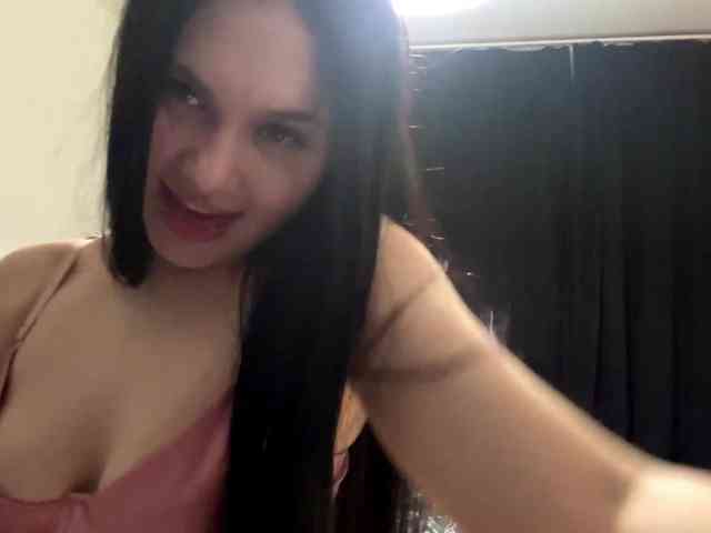 DiaphanousDream webcam